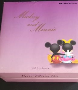 Mickey & Mine wine glass set